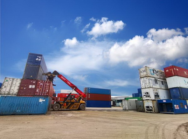 深圳市鵬泰集裝箱服務(wù)有限公司